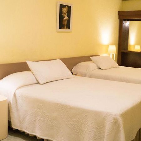 סאן סלבדור Hotel Grecia Real מראה חיצוני תמונה