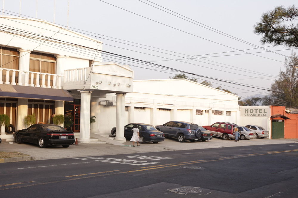סאן סלבדור Hotel Grecia Real מראה חיצוני תמונה