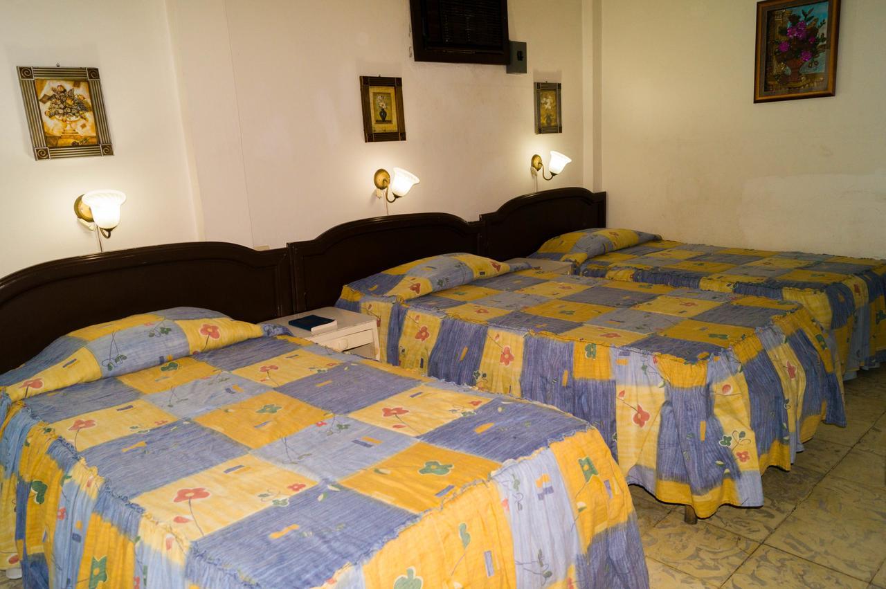 סאן סלבדור Hotel Grecia Real מראה חיצוני תמונה