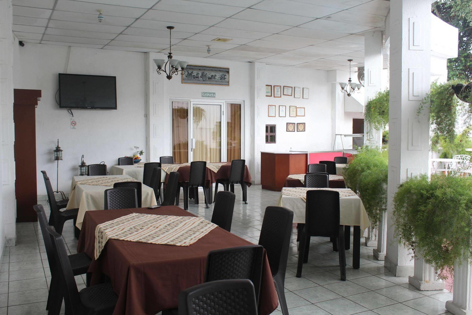 סאן סלבדור Hotel Grecia Real מראה חיצוני תמונה