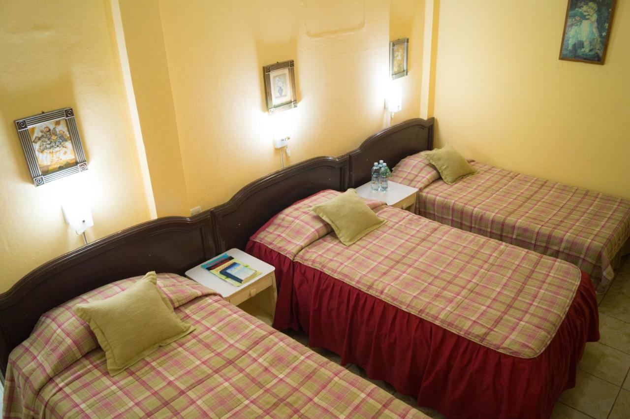 סאן סלבדור Hotel Grecia Real מראה חיצוני תמונה