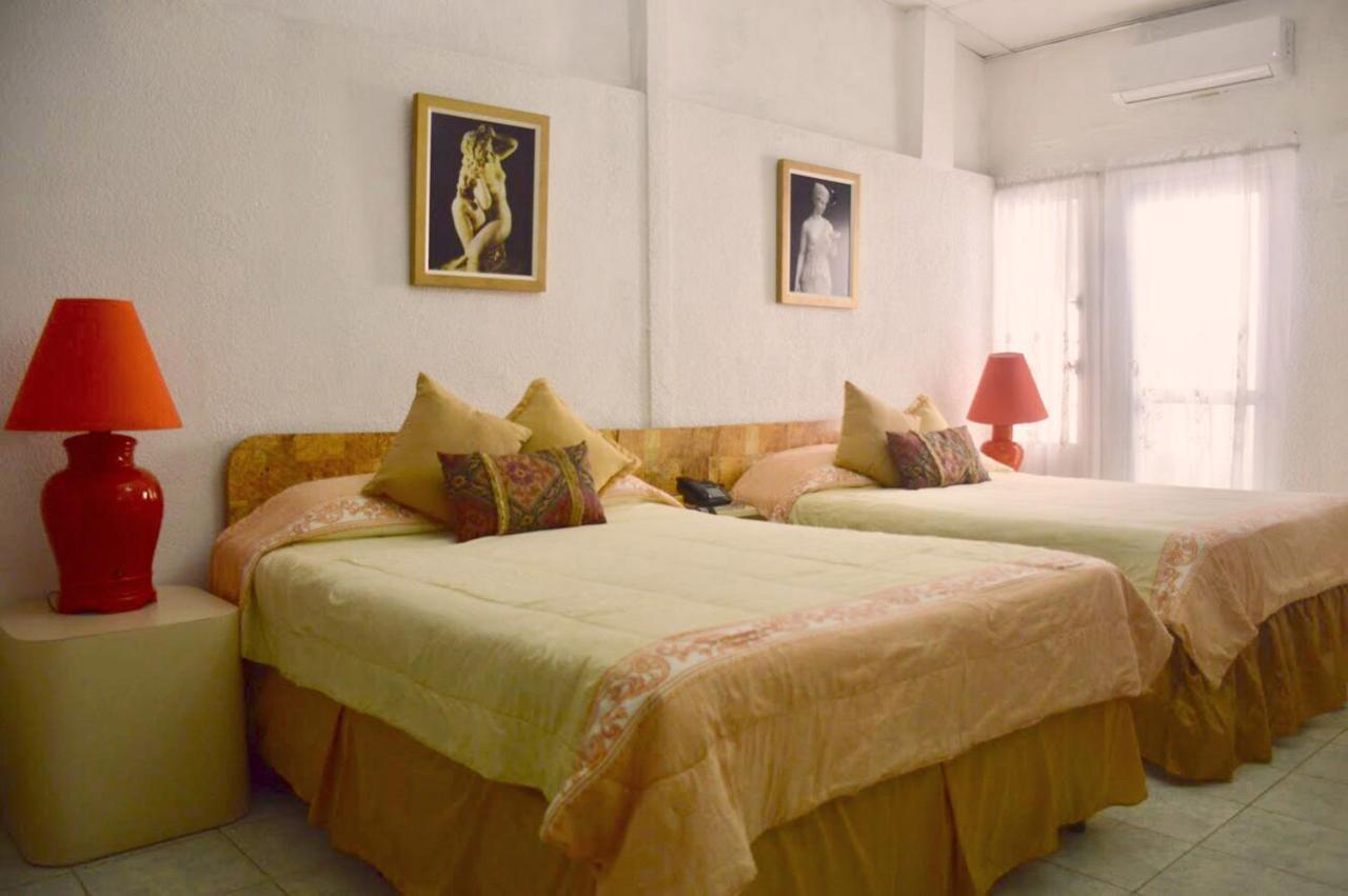 סאן סלבדור Hotel Grecia Real מראה חיצוני תמונה
