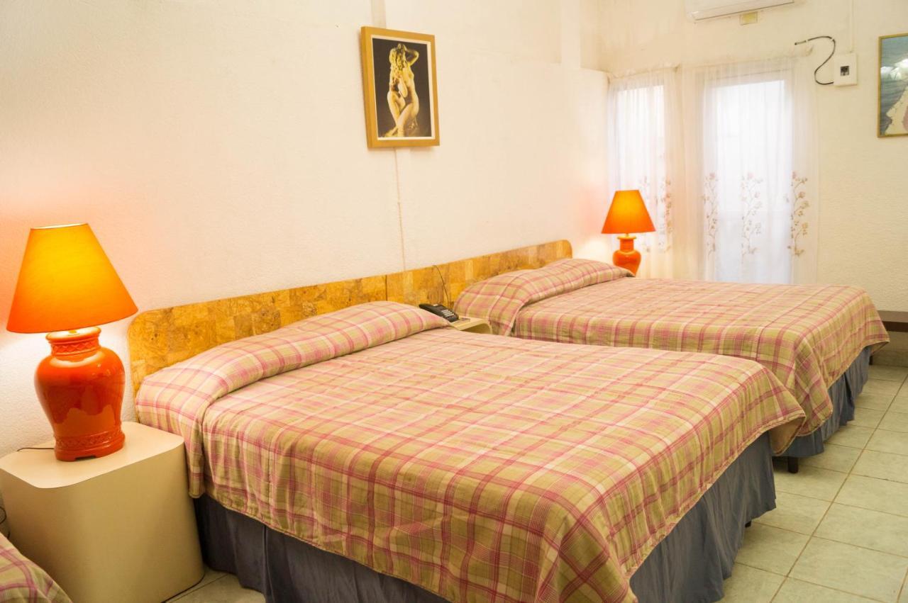 סאן סלבדור Hotel Grecia Real מראה חיצוני תמונה